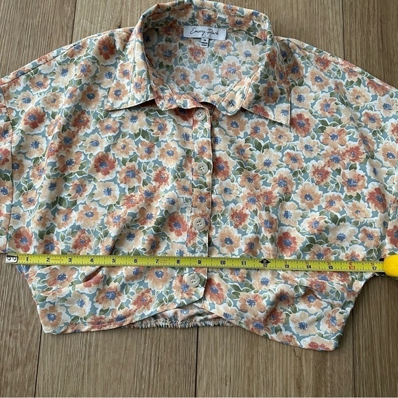 EUC Emory Park Women's Floral Two Piece Skirt Set Size Medium - Picture 12 of 14